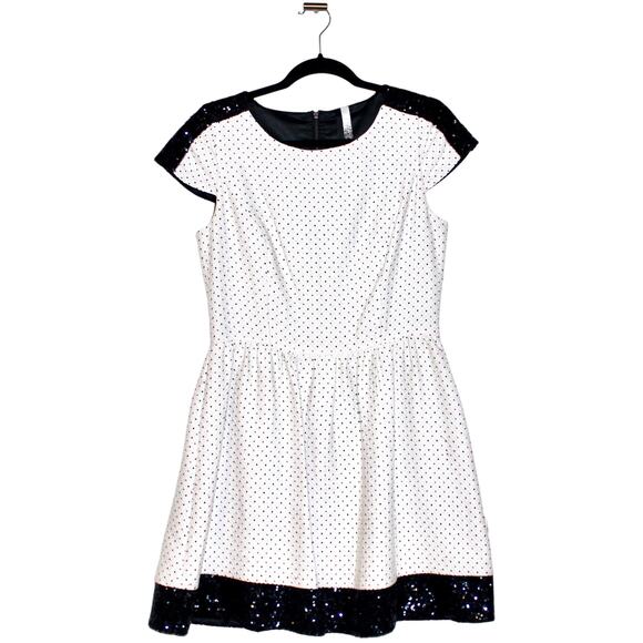 Kensie Dotted Mini Dress w Sequins Size Medium - Picture 1 of 6